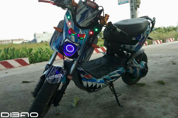 Chiếc xe máy điện độ Xmen cực độc đáo, cuốn hút người nhìn