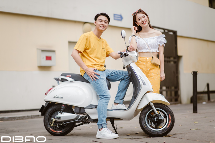 xe-vespa-dien-5