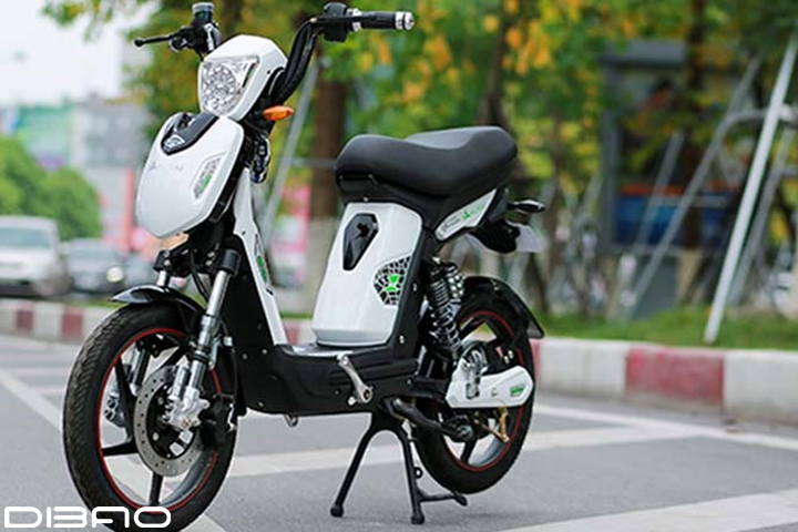 cac-mau-xe-dap-dien-dep-nhat-2020-h2