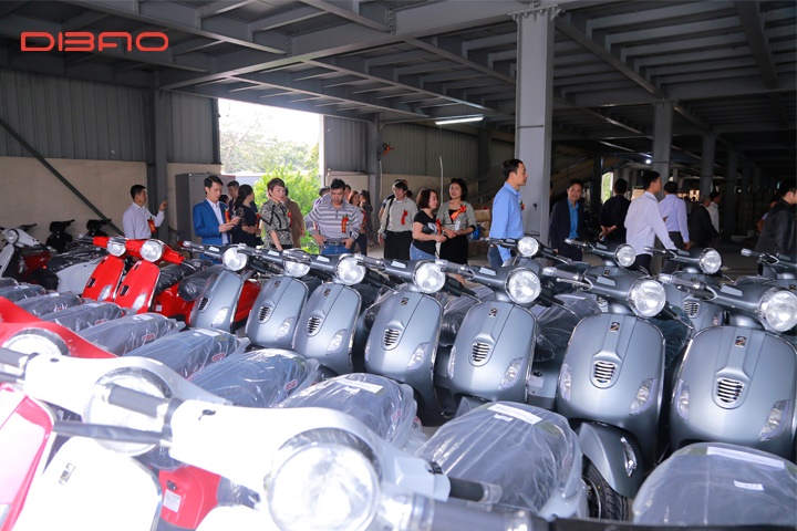 Tham quan nhà máy sản xuất xe điện Dibao Tham quan nhà máy sản xuất xe điện Dibao