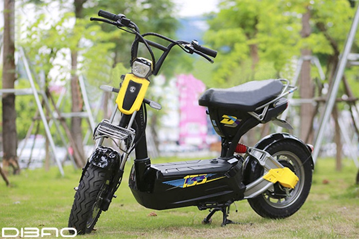 xe-may-dien-Giant-133ds-mau-vang-den