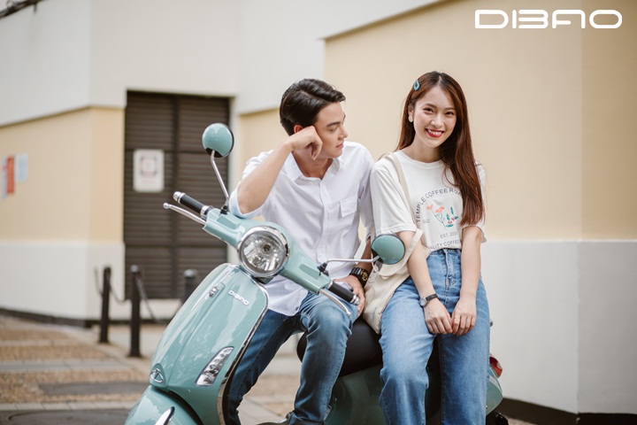 Dibao Tesla S có thiết kế khá tương tự như dòng xe máy tay ga đắt tiền