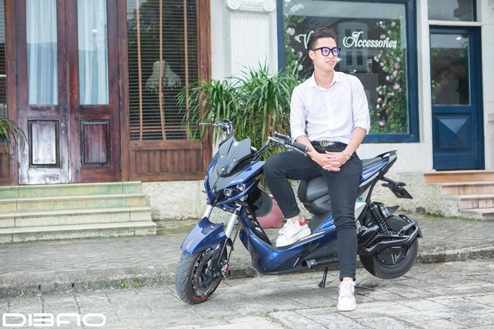 Đánh giá chi tiết mẫu xe máy điện đình đám Dibao Jeek One
