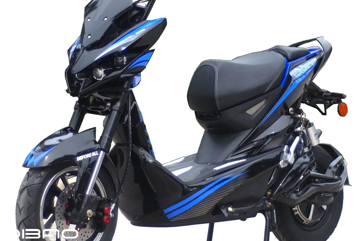 Những điều bạn không ngờ tới về chiếc xe máy điện Jeek Batman